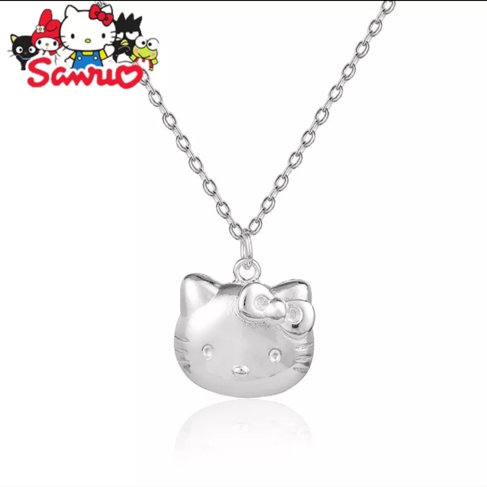 Hello Kitty Locket - Picture 8 of 12